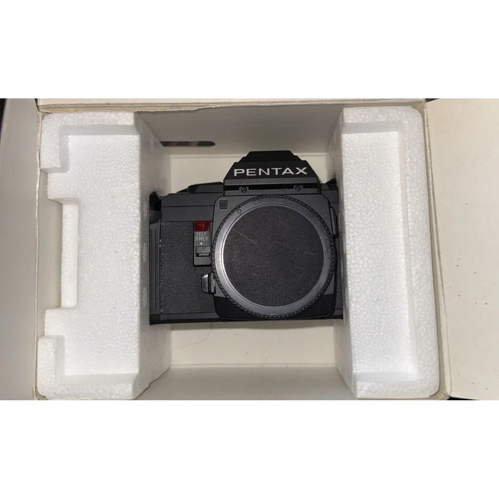 Pentax A3000 DX Camera Brand New In Box With Manual MINT